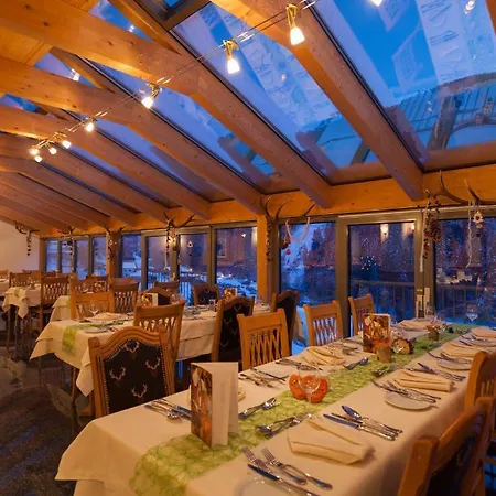 Hotel Boutiquehotel Grandau 4*